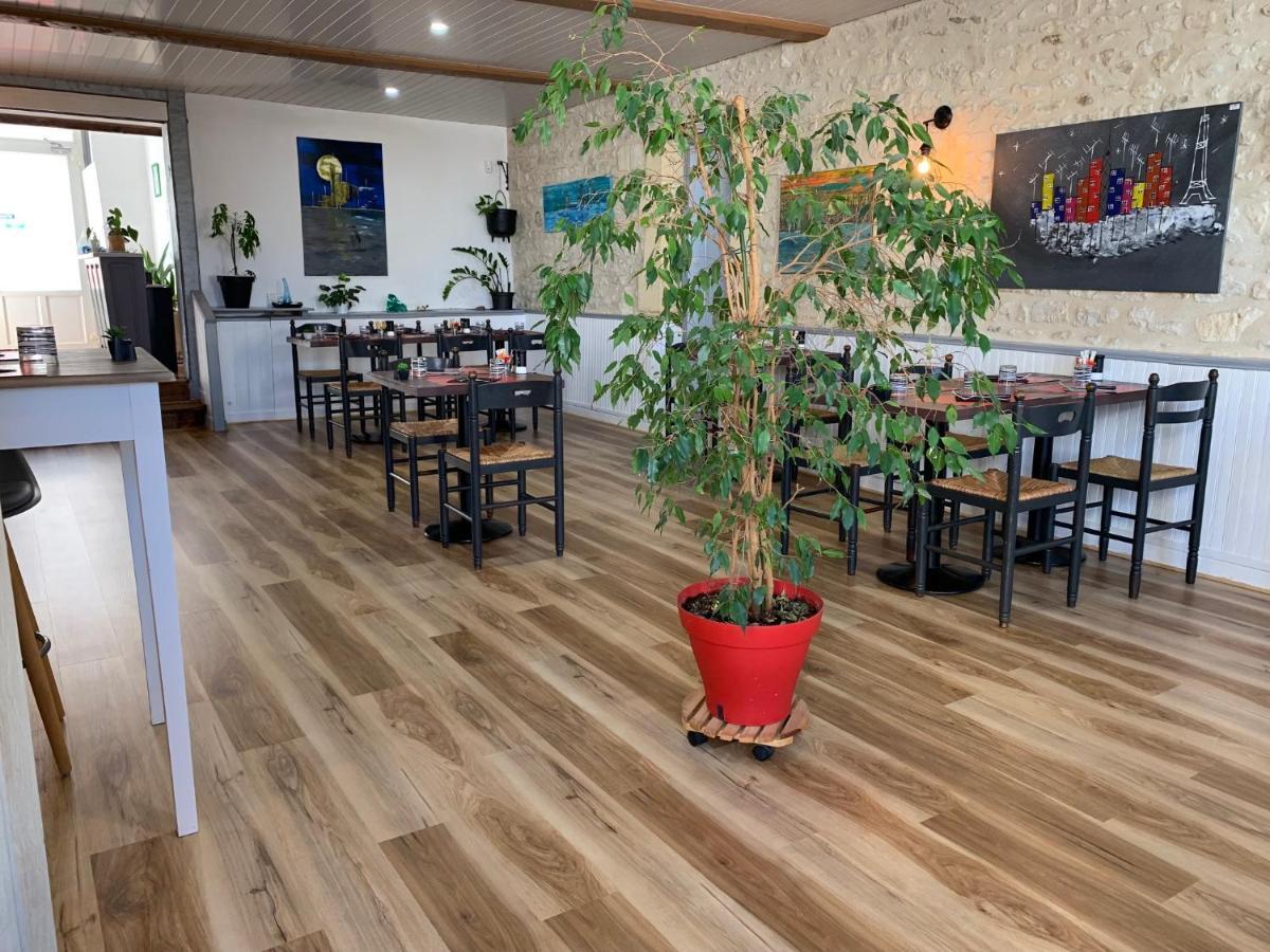 Hotel Restaurant De L'Union Mirambeau  Eksteriør billede