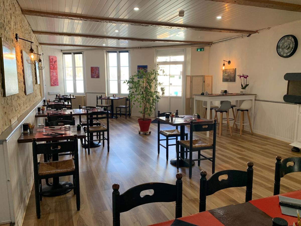 Hotel Restaurant De L'Union Mirambeau  Eksteriør billede